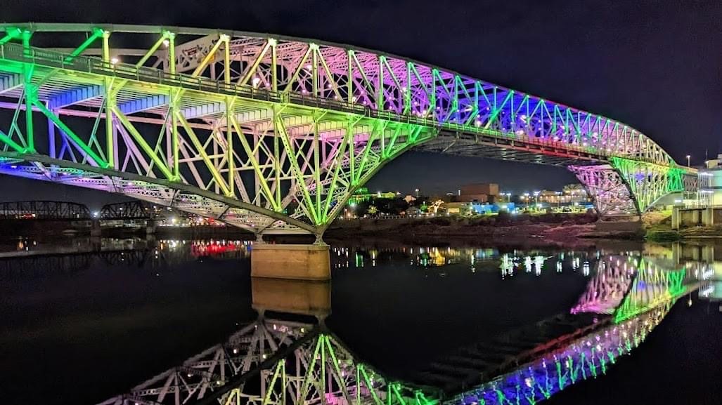 Texas St bridge